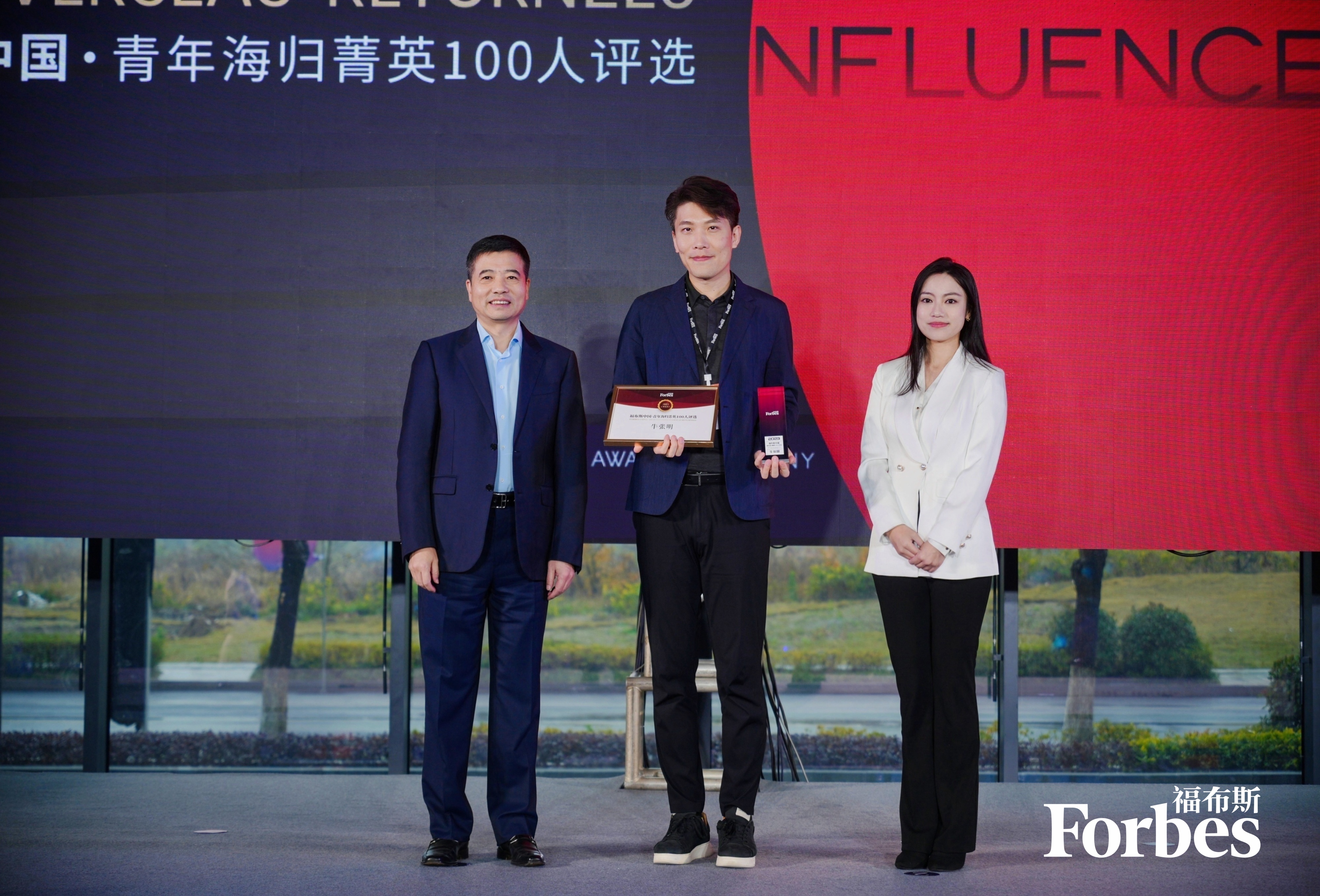 1702965465197102Orbx.jpg DSC06131-opq678149310.jpg